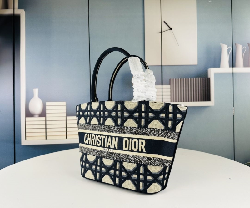 Dior Shopping Bags